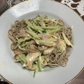 ＊ごと＊'s cooksnap of when they made 簡単！〜余ったおそばでそばサラダ〜.