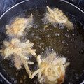 １８７５'s cooksnap of when they made ご家庭でサクサク！簡単かき揚げのコツ.