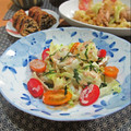 イベ長's cooksnap of when they made 私のこだわり♪　レタスの上に信号サラダ.