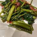 mapimapiko's cooksnap of when they made 空芯菜（エンサイ）とベーコンの炒め物.