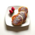 ウメ吉さん's cooksnap of when they made 米粉のひとくち☆フルーツパンケーキ.