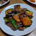和☆2049's cooksnap of when they made ご飯がすすむ☆牛肉とかぼちゃの甘辛炒め.