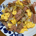 まっちゃ小豆's cooksnap of when they made スパムと玉ねぎのふわふわ卵炒め.