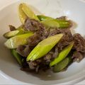 ♥︎atk♥︎'s cooksnap of when they made 牛肉とにんにくの芽の甘辛炒め.
