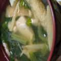 あゆたっくん's cooksnap of when they made 味噌汁　豆腐・油揚げ・小松菜かほうれん草.