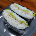 YCHキッチン's cooksnap of when they made 定番！ツナマヨおにぎらず.