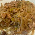 クックU3V1J5☆'s cooksnap of when they made 簡単♪長ねぎたっぷりもやしと豚肉炒め.