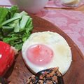 イベ長's cooksnap of when they made 朝食に✿簡単チーズの目玉焼き.