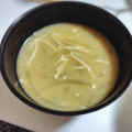 花音's cooksnap of when they made えのきと玉ねぎの味噌汁.