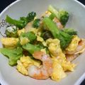 さーとぽーんた's cooksnap of when they made エビ、ブロッコリー、卵のガーリック炒め.