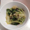 男の子4人のママもっち's cooksnap of when they made レタスを丸々1個食べちゃえ！塩昆布和えだ.