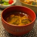 ちゃぴ♥'s cooksnap of when they made 舞茸とワカメの味噌汁.