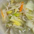 るっち♡'s cooksnap of when they made 野菜たっぷり❀塩野菜ラーメン風のスープ.