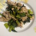 クックZU168P☆'s cooksnap of when they made 豚肉と小松菜のニンニク醤油炒め.