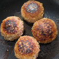 きゃろり's cooksnap of when they made 元ステーキ職人のハンバーグの焼き方完全版.
