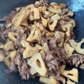 クックS4MVMO☆'s cooksnap of when they made ☆牛肉とレンコンの甘辛炒め☆.