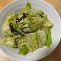 みぃーーーーーーさん's cooksnap of when they made 生姜香るキャベツと塩昆布の胡麻和え.