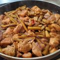 ｸﾏﾘｴ's cooksnap of when they made 3つのコツで褒められる煮物！鶏ごぼう.