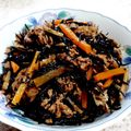 ☆★あんず姫★☆'s cooksnap of when they made 牛肉とヒジキの煮物.