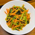 J_son's cooksnap of when they made 10分♪小松菜とにんじんのごま味噌炒め.