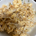 クックOIWQTH☆'s cooksnap of when they made 安くておいしい★もやしと卵の炒めもの.