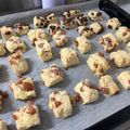 sattonsan's cooksnap of when they made HM＊ひとくちスコーン♡ウインナーチーズ.