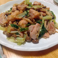 ✏❤☁⚡⏳'s cooksnap of when they made 鶏もも小松菜、しめじの中華オイスター炒め.
