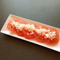 WOODs´'s cooksnap of when they made トマトと玉ねぎの冷え冷えサラダ.