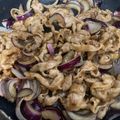 ももばあちゃん's cooksnap of when they made 玉ねぎも一緒に✿豚の生姜焼✿.