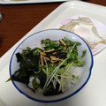 よちりん's cooksnap of when they made いつものお茶漬けにわかめとかいわれ大根.