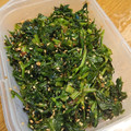 かつよとゆきな's cooksnap of when they made 葉っぱが美味しい！セロリの葉のごま油炒め.