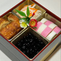 にきけん's cooksnap of when they made 簡単おせち☆かまぼこ飾り切り「市松」.
