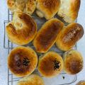 asatamoko's cooksnap of when they made HB生地うちのランチ惣菜パン・おかずパン.