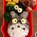 よっ～し's cooksnap of when they made トトロおにぎり＊キャラ弁.