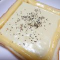 ﾋﾟﾛﾐ♡'s cooksnap of when they made 息子のチーズトースト.