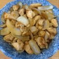 ママメイン！時々子供's cooksnap of when they made 玉ねぎと鶏むね肉のさっぱり生姜焼き.