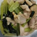 Snake's cooksnap of when they made 鶏ももと小松菜のにんにく炒め.