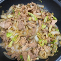 yu＊mama_o's cooksnap of when they made 簡単！豚こまと玉ねぎのしょうが炒め.