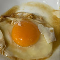 黄金の輝き亭's cooksnap of when they made 目玉焼き。の、味噌炒め。.