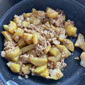 miiyan＊'s cooksnap of when they made 揚げじゃがいものそぼろ煮.