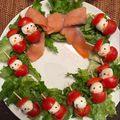 エルクラシコ's cooksnap of when they made ミニサンタカプレーゼのリースサラダ.