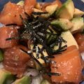 grinber's cooksnap of when they made サーモンアボカド丼.