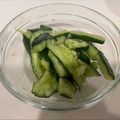 さむ's cooksnap of when they made 簡単！たたき胡瓜　にんにく風味.