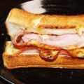 タワ師's cooksnap of when they made 洋画見て無性に食べたいPizzaだから.