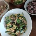よちりん's cooksnap of when they made ❀ニラと椎茸の卵とじ❀.