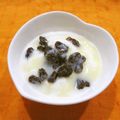 くらら♪☆'s cooksnap of when they made ◎レーズンバニラ練乳ヨーグルト◎.