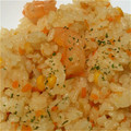 りーこねぇ's cooksnap of when they made 炊飯器が作ってくれる☆エビピラフ♪.
