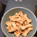 きゃんでぃーぽぽ's cooksnap of when they made 愛犬用☆型不要・ボーンクッキー♡チーズ味.