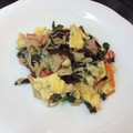だむぞう's cooksnap of when they made カニかまときのこのふんわり玉子炒め.