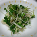 cyupico's cooksnap of when they made 簡単！レンジだけ！新玉とカイワレのお浸し.